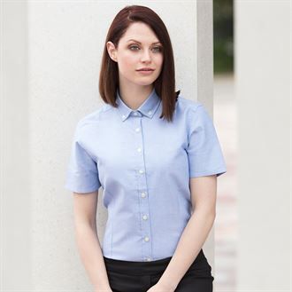 Women's modern short sleeve Oxford shirt